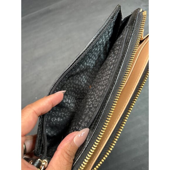 KATE SPADE NEW YORK Black Leather Zip Around Wristlet Wallet With Gold Hardware - Picture 8 of 10